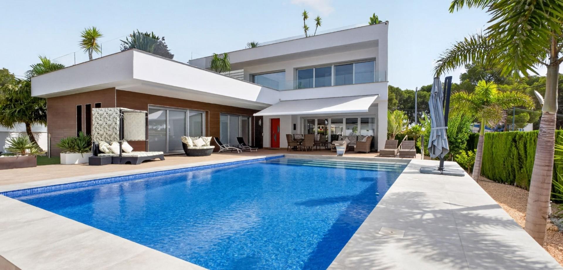 Chalet 4 habitaciones 375m² en venta - Pinar de Campoverde