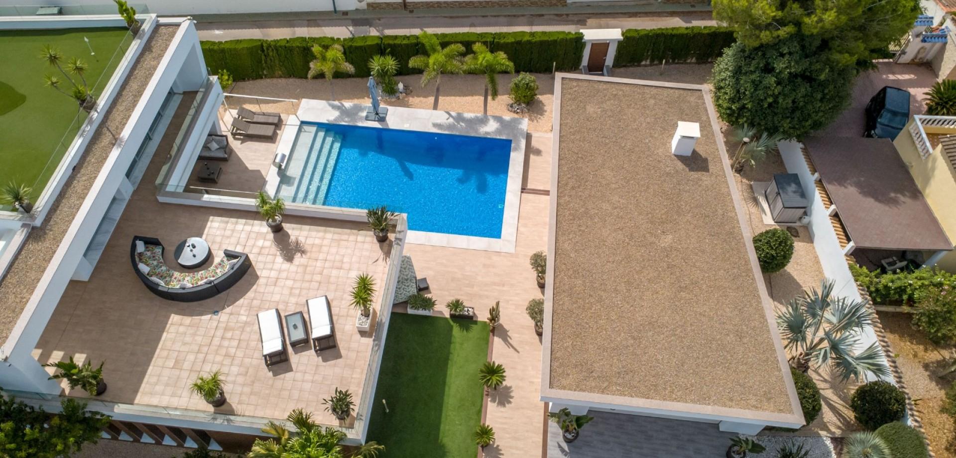 Chalet 4 habitaciones 375m² en venta - Pinar de Campoverde - foto 16