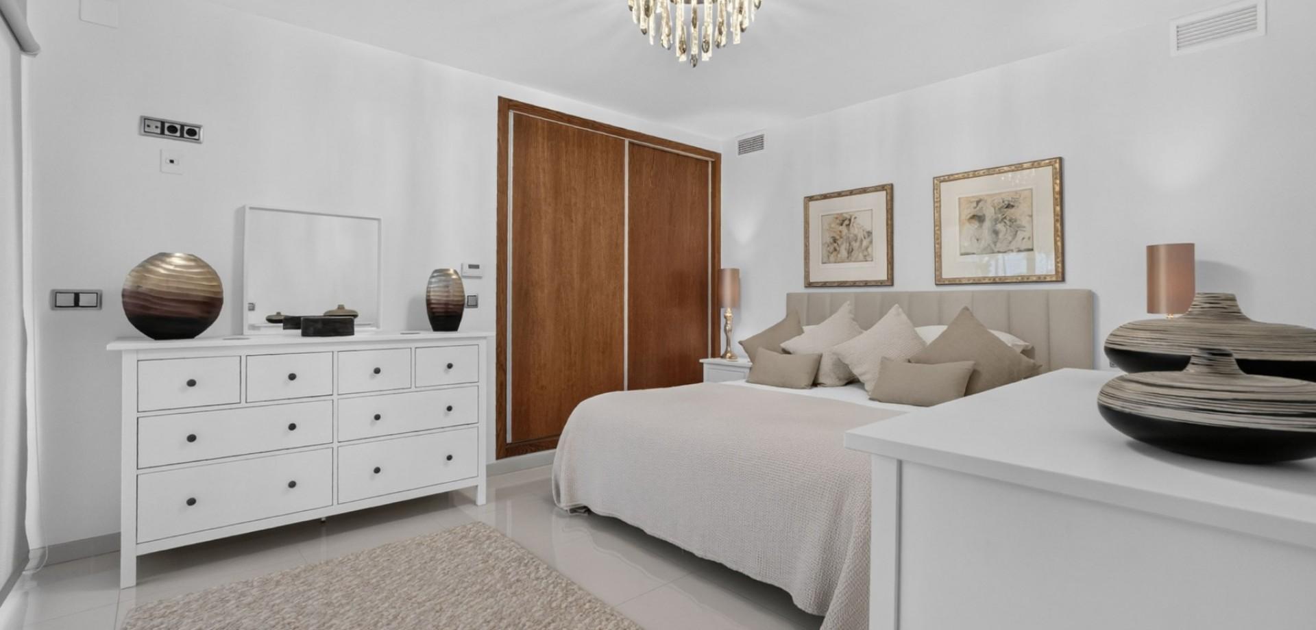 Chalet 4 habitaciones 375m² en venta - Pinar de Campoverde - foto 46