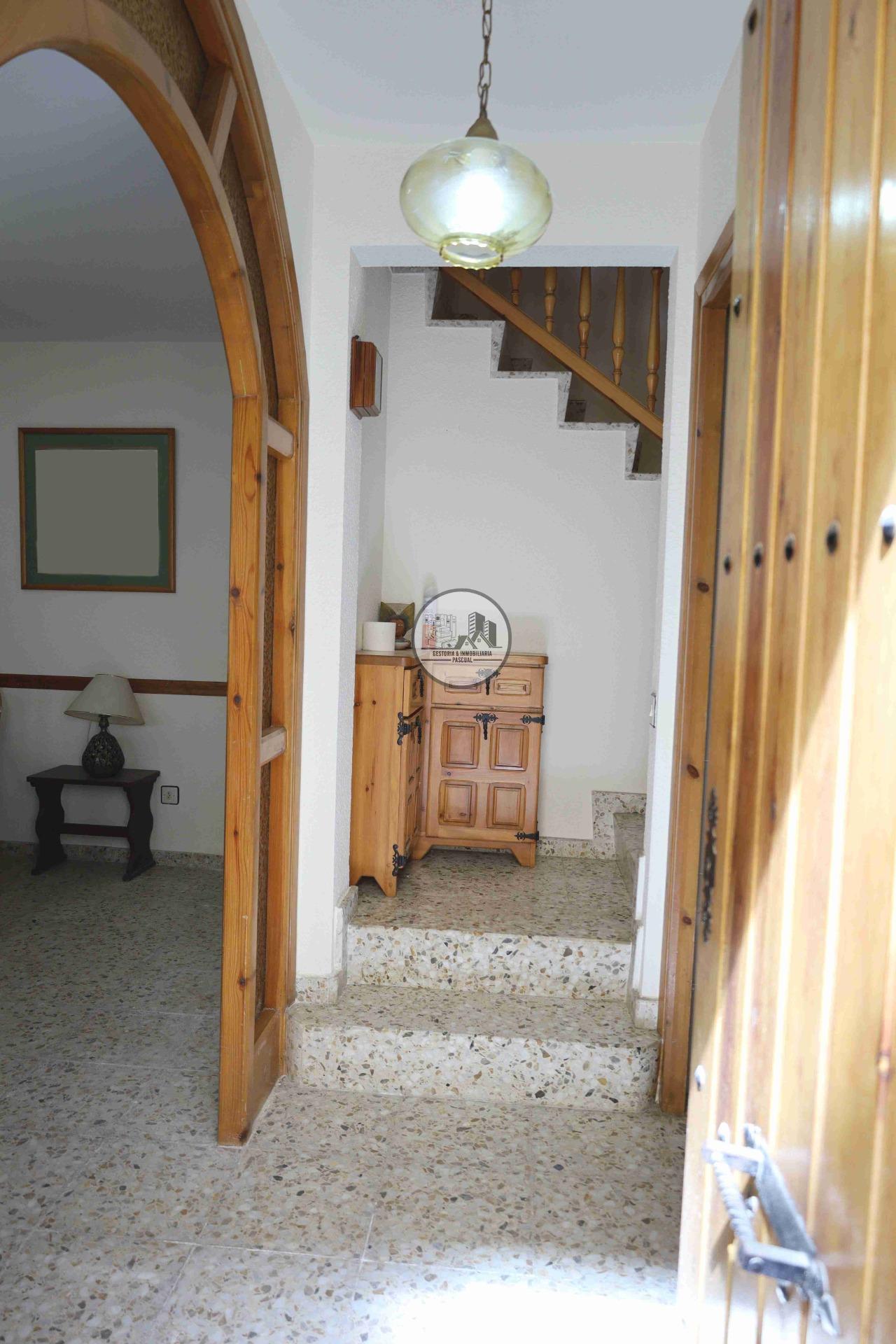 CASA EN VENTA EN VALDEALGORFA - foto 2