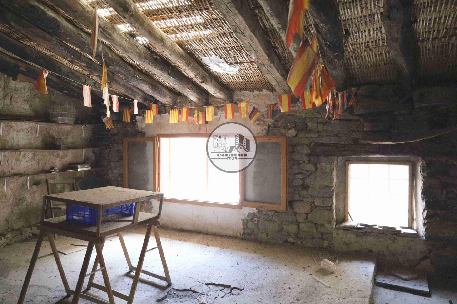 CASA EN VENTA EN VALDEALGORFA - foto 29