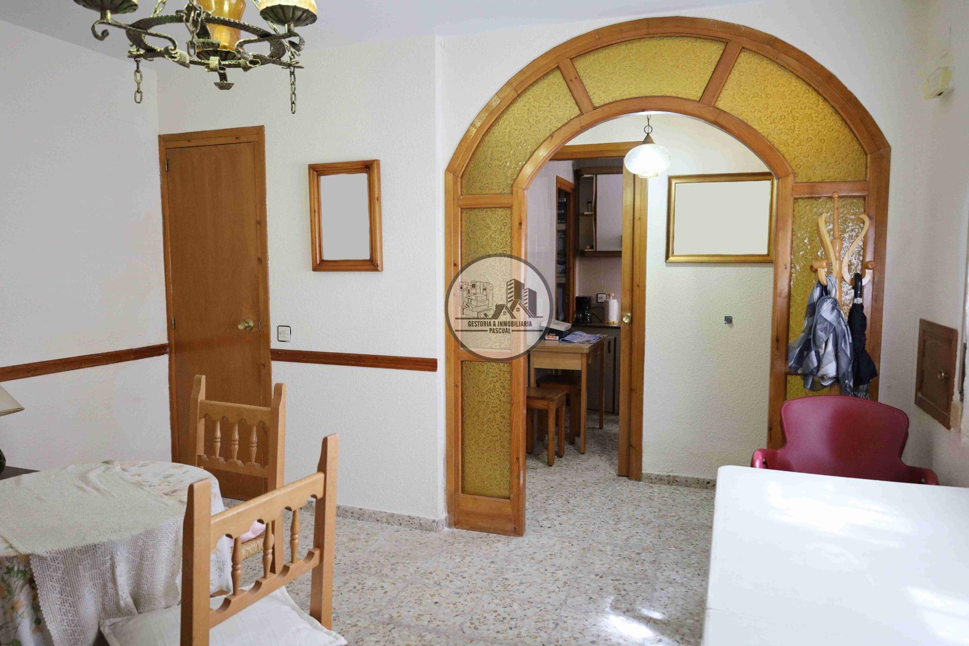 CASA EN VENTA EN VALDEALGORFA - foto 4
