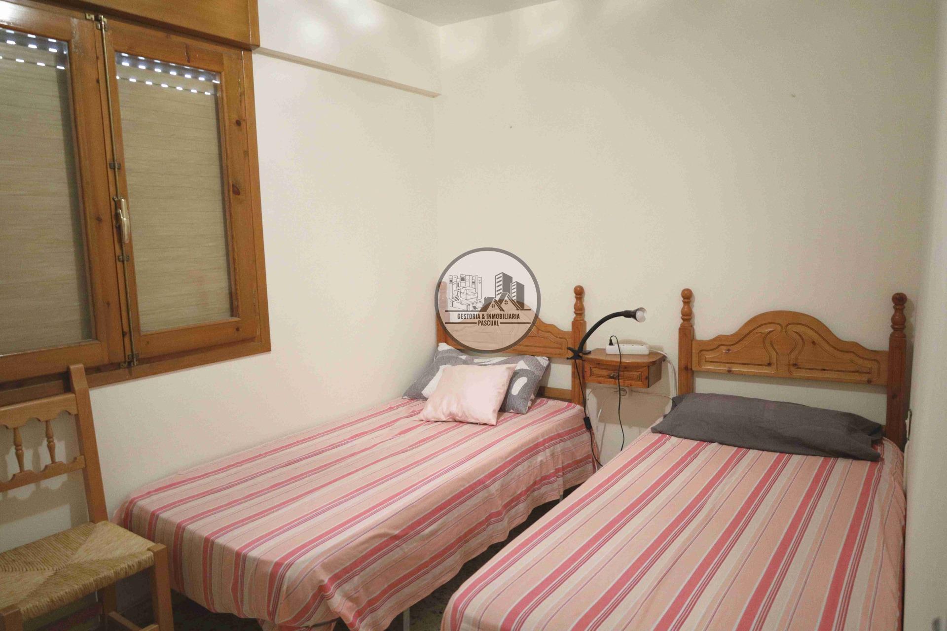 CASA EN VENTA EN VALDEALGORFA - foto 9