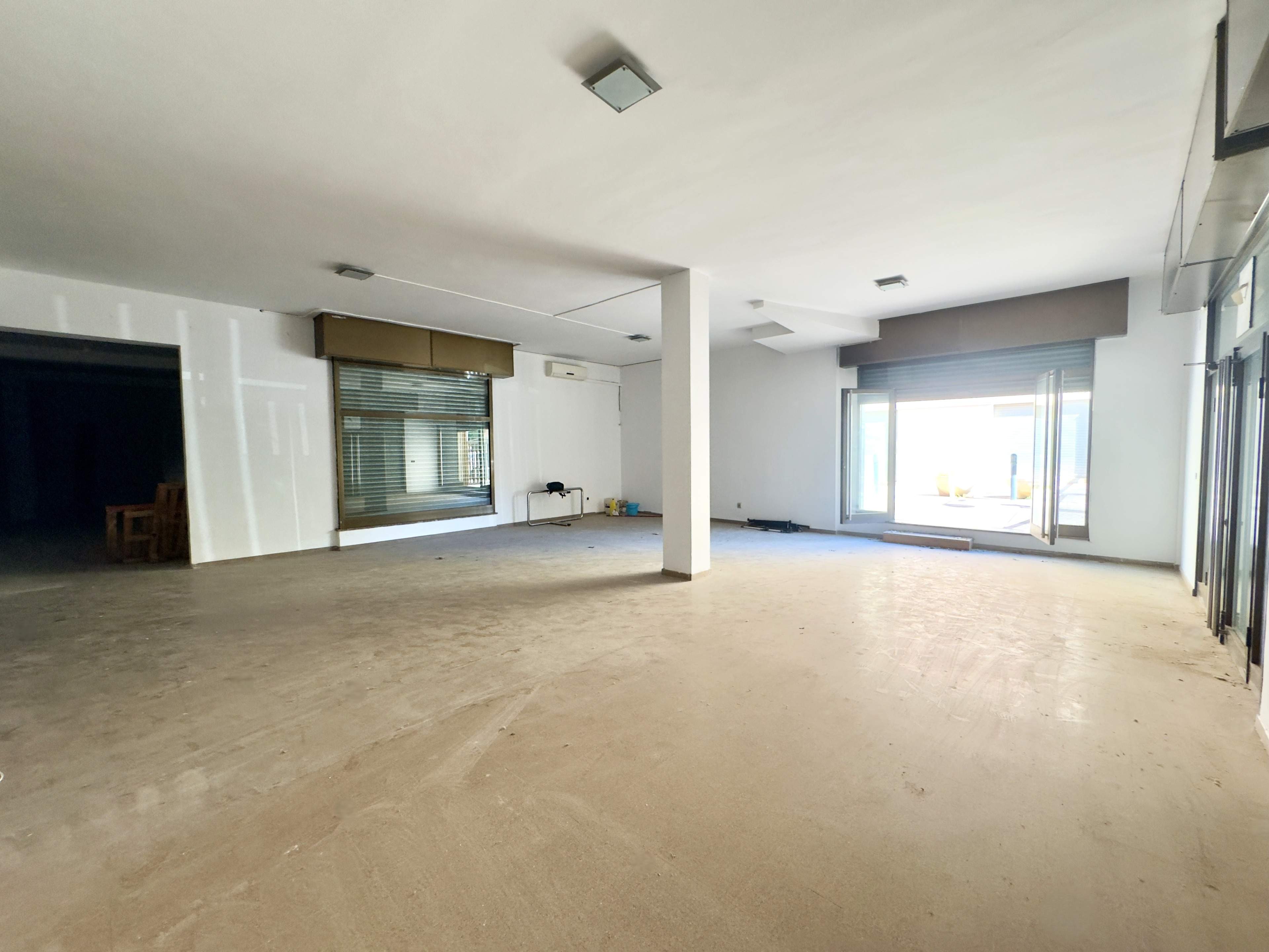 Gran oportunidad de inversión en Mataró – Local con proyecto - foto 4