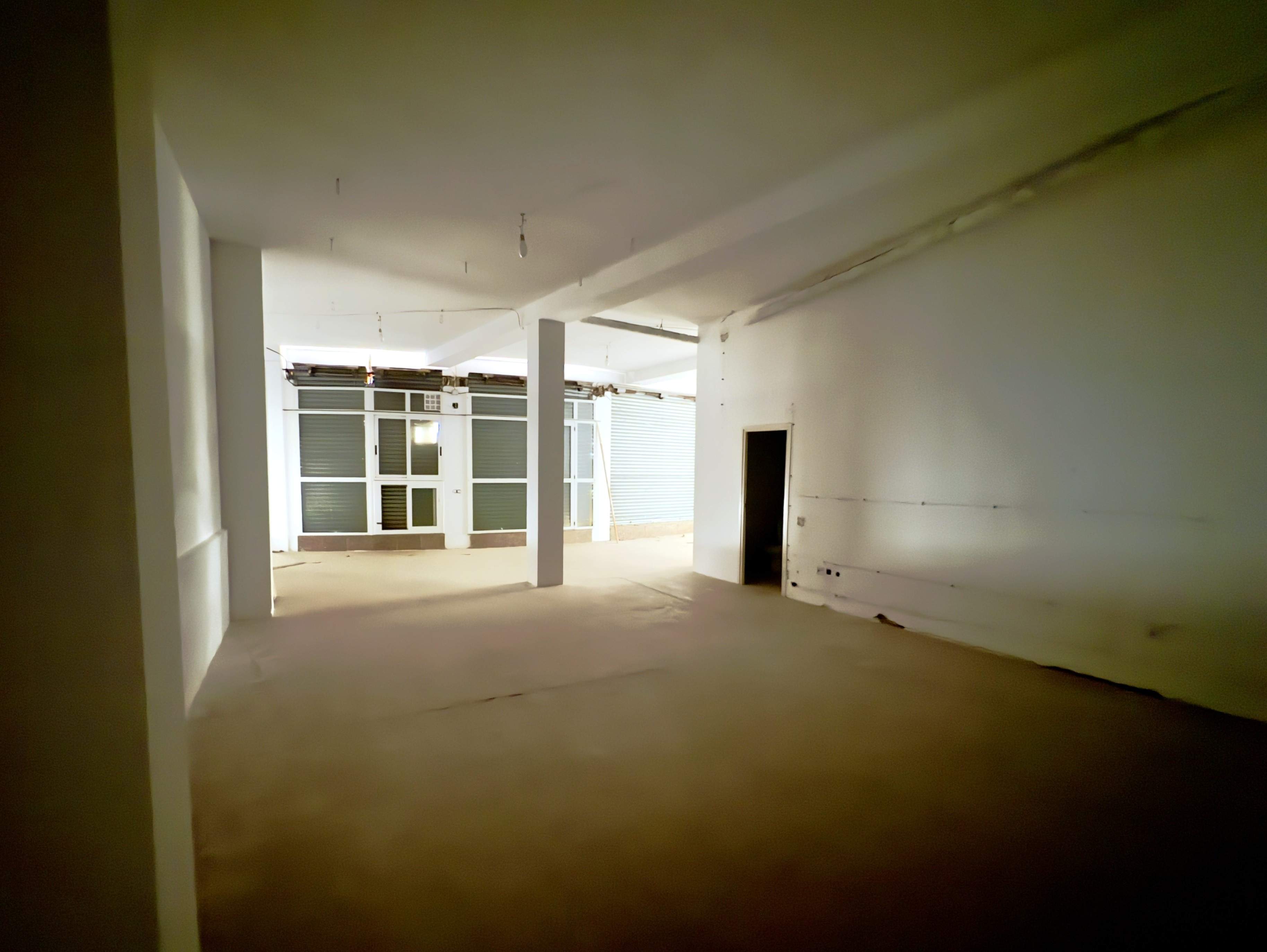 Gran oportunidad de inversión en Mataró – Local con proyecto - foto 8