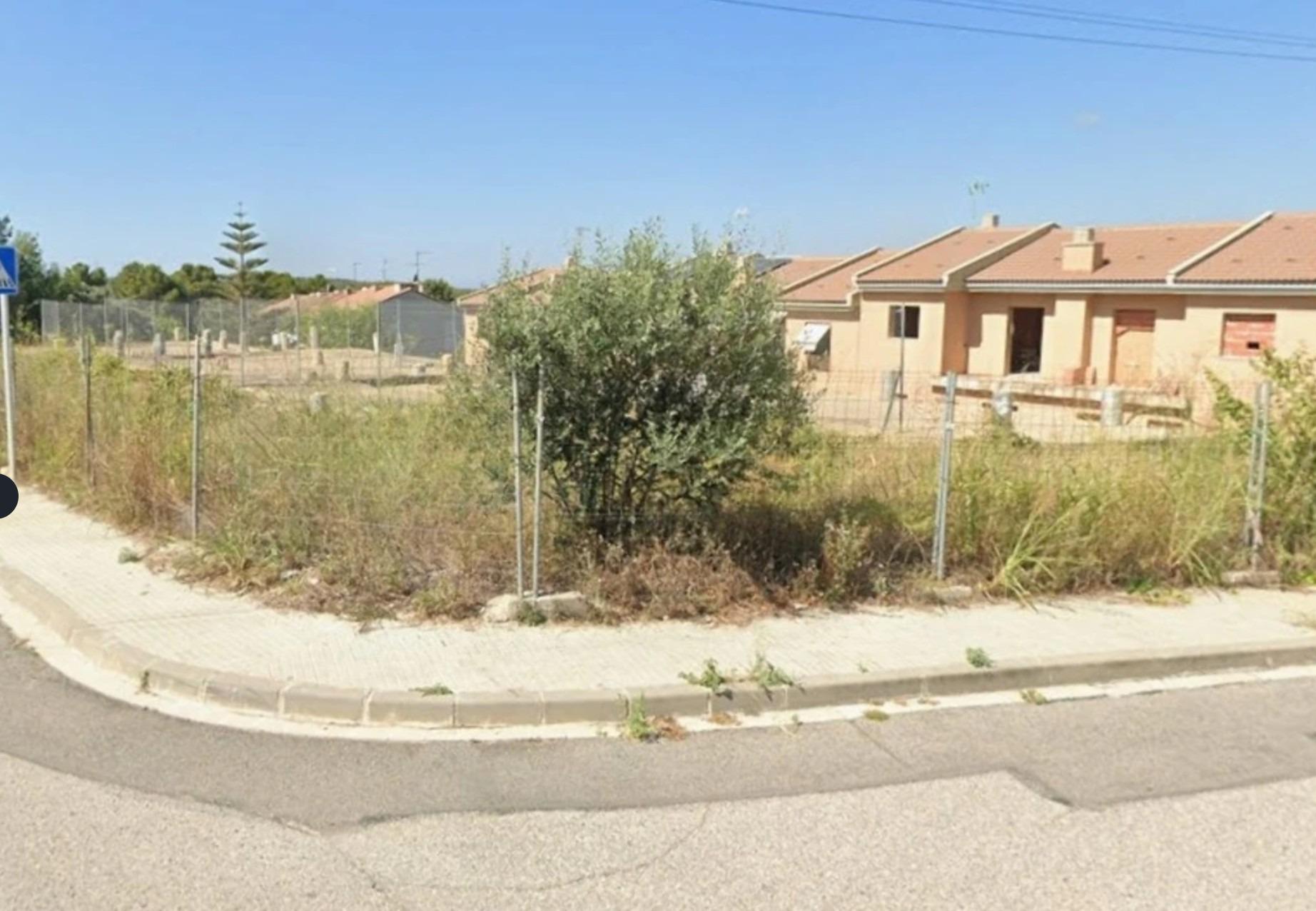 Obra parada en venta en calle Montsiá 17 - foto 3