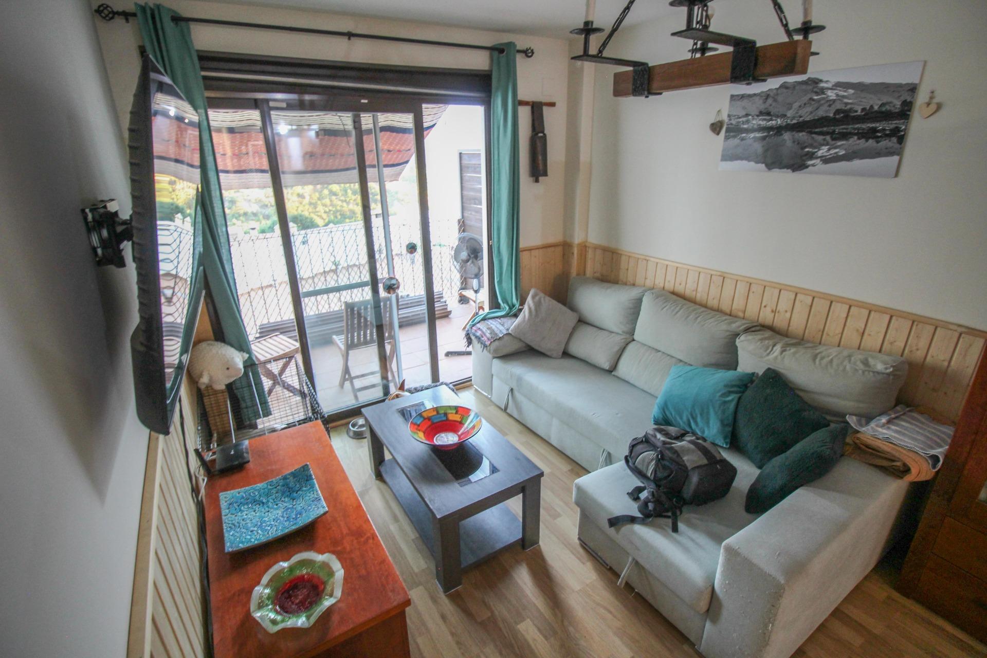 Acogedor piso de 2 dormitorios con piscina, terraza y vistas - foto 16