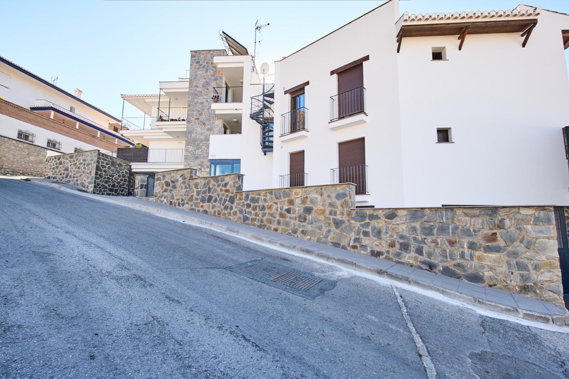 Acogedor piso de 2 dormitorios con piscina, terraza y vistas - foto 29