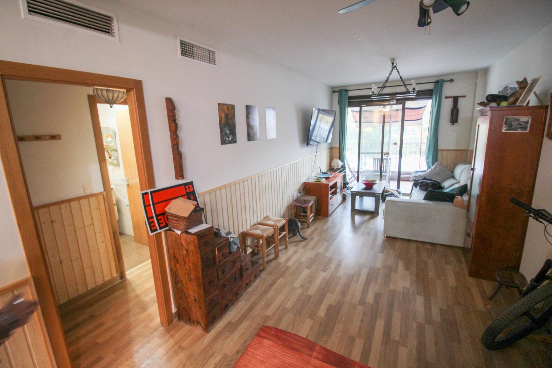Acogedor piso de 2 dormitorios con piscina, terraza y vistas - foto 9