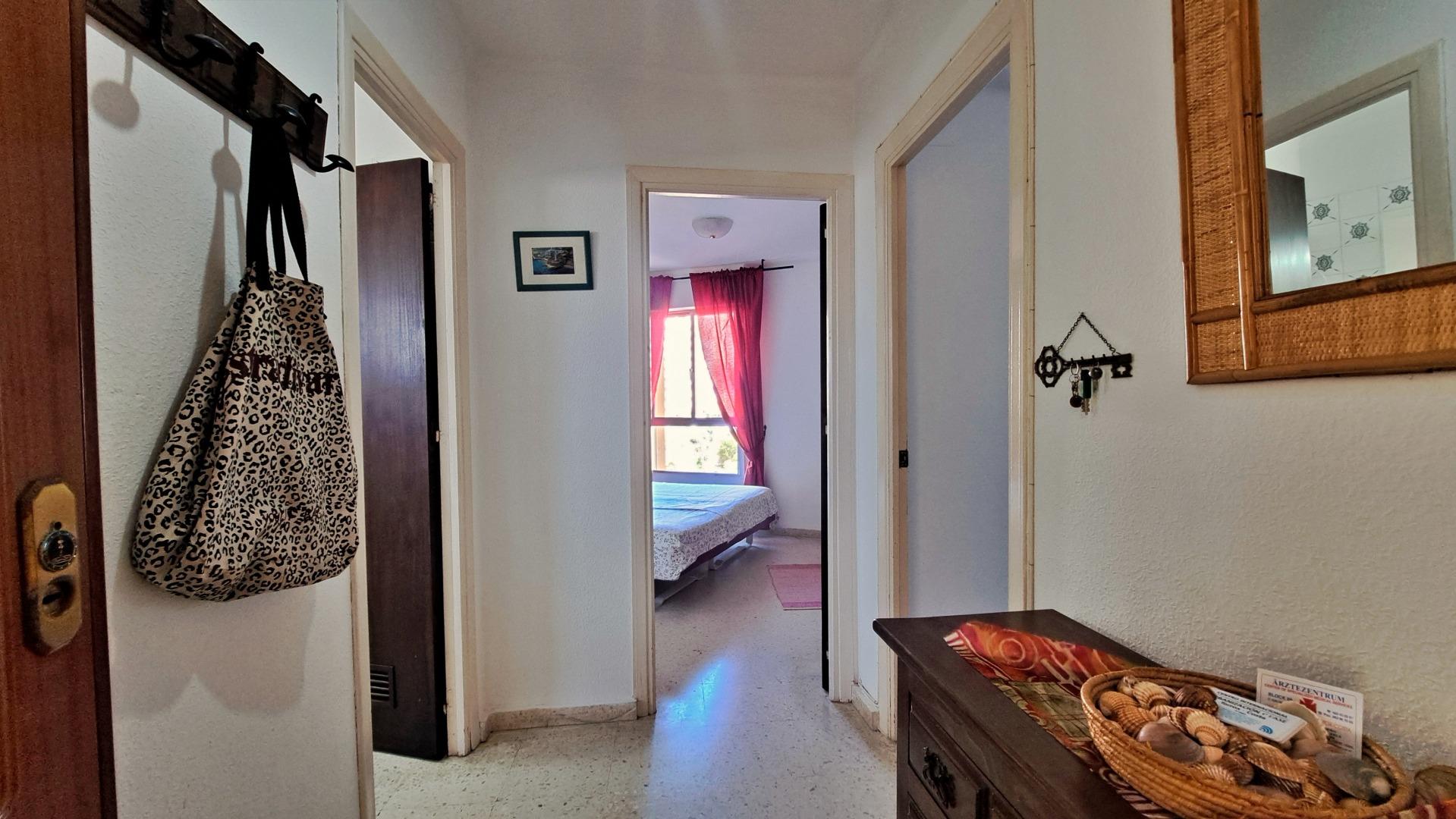 Apartamento en primera línea de playa con impresionantes vis - foto 4