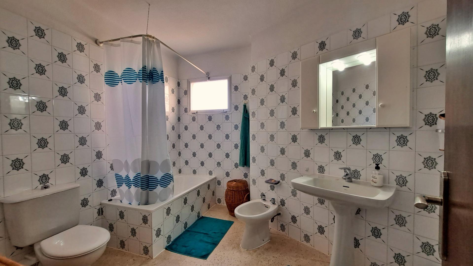 Apartamento en primera línea de playa con impresionantes vis - foto 5