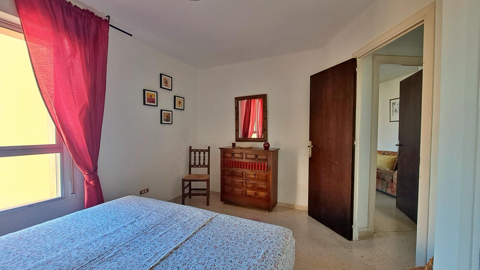 Apartamento en primera línea de playa con impresionantes vis - foto 8
