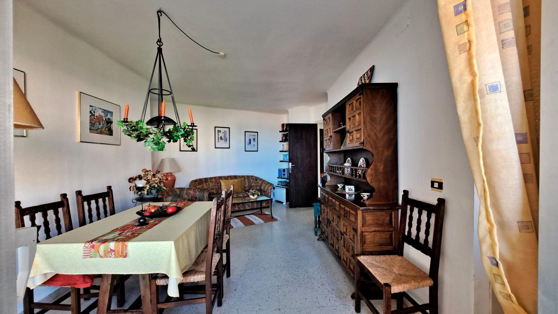 Apartamento en primera línea de playa con impresionantes vis - foto 9