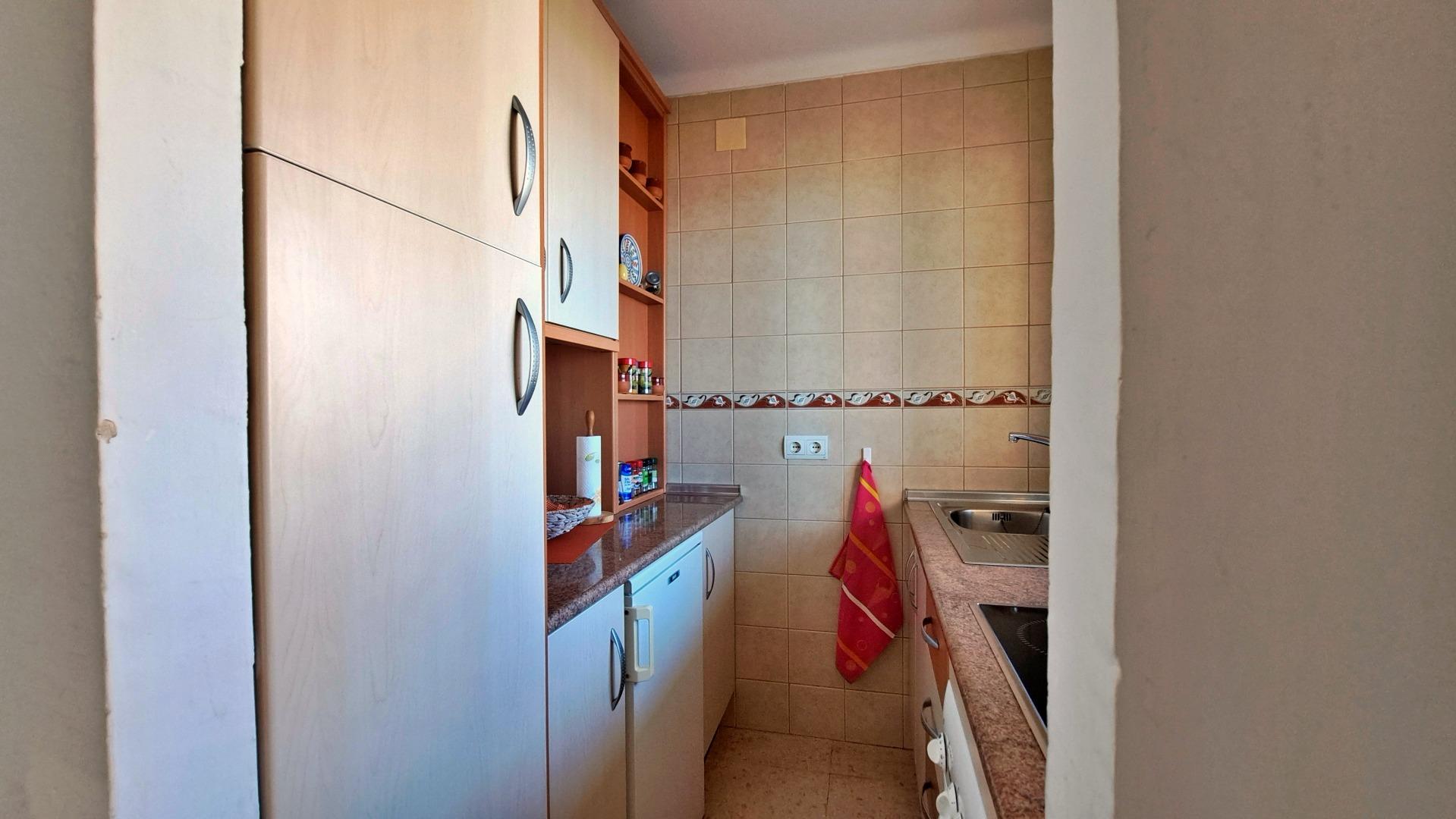 Apartamento en primera línea de playa con impresionantes vis - foto 10