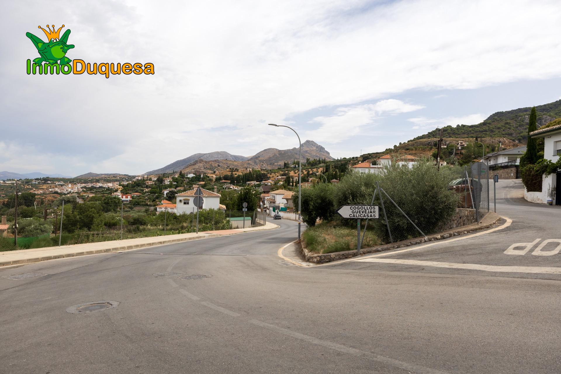 Solar urbano de 1.437 m2 (Con posibilidad de 3 casas). - foto 11