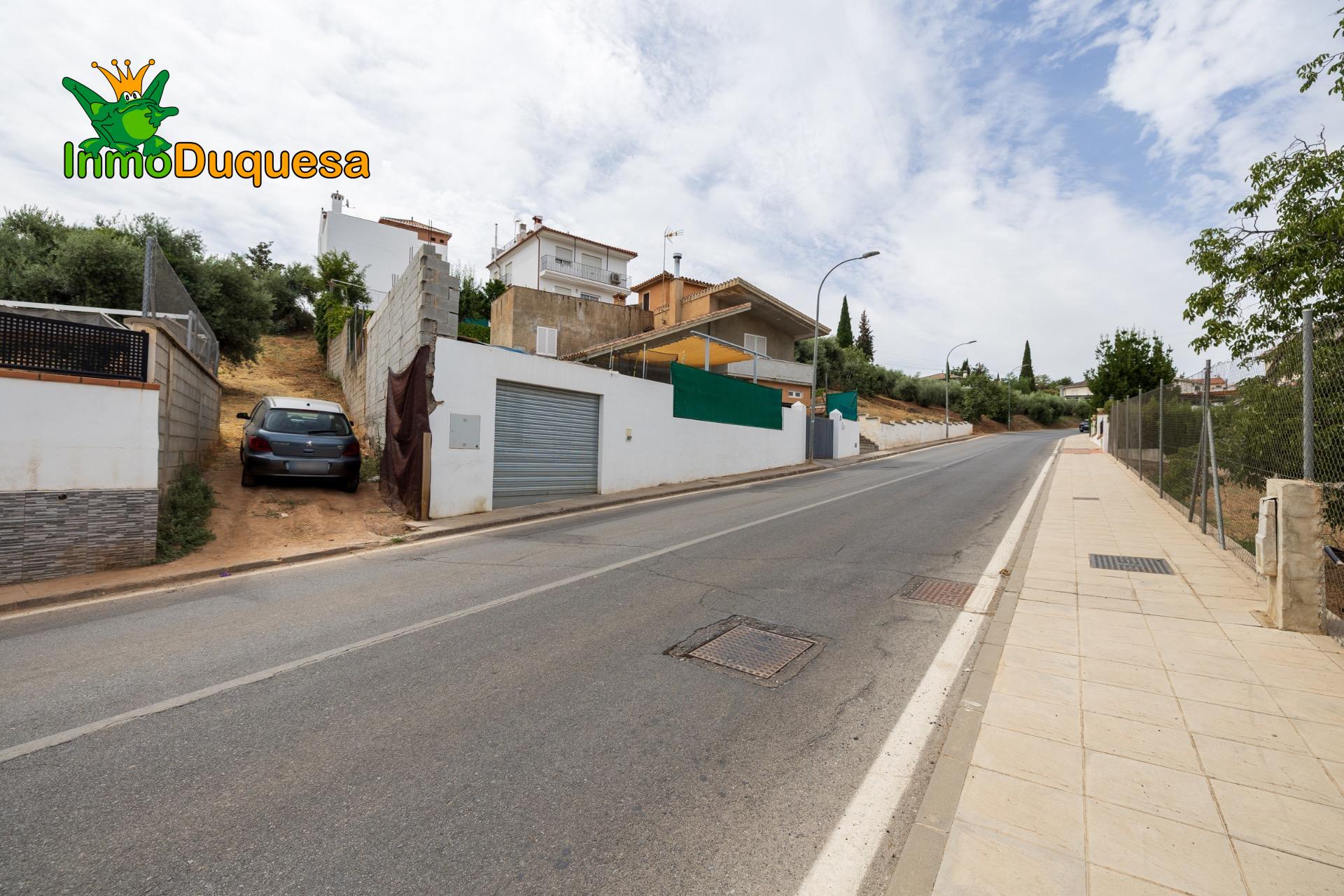 Solar urbano de 1.437 m2 (Con posibilidad de 3 casas). - foto 13