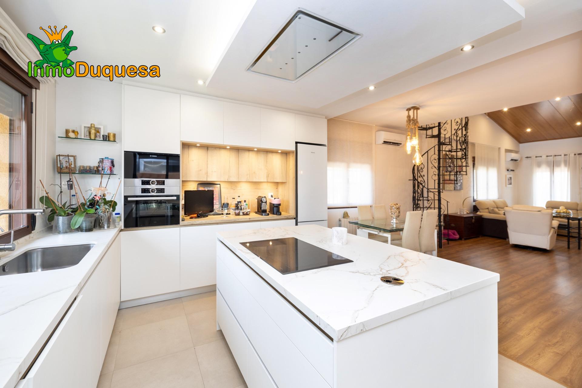 Chalet en 1 Planta en OTURA. Con torreón y sótano. (EFICIENC - foto 11