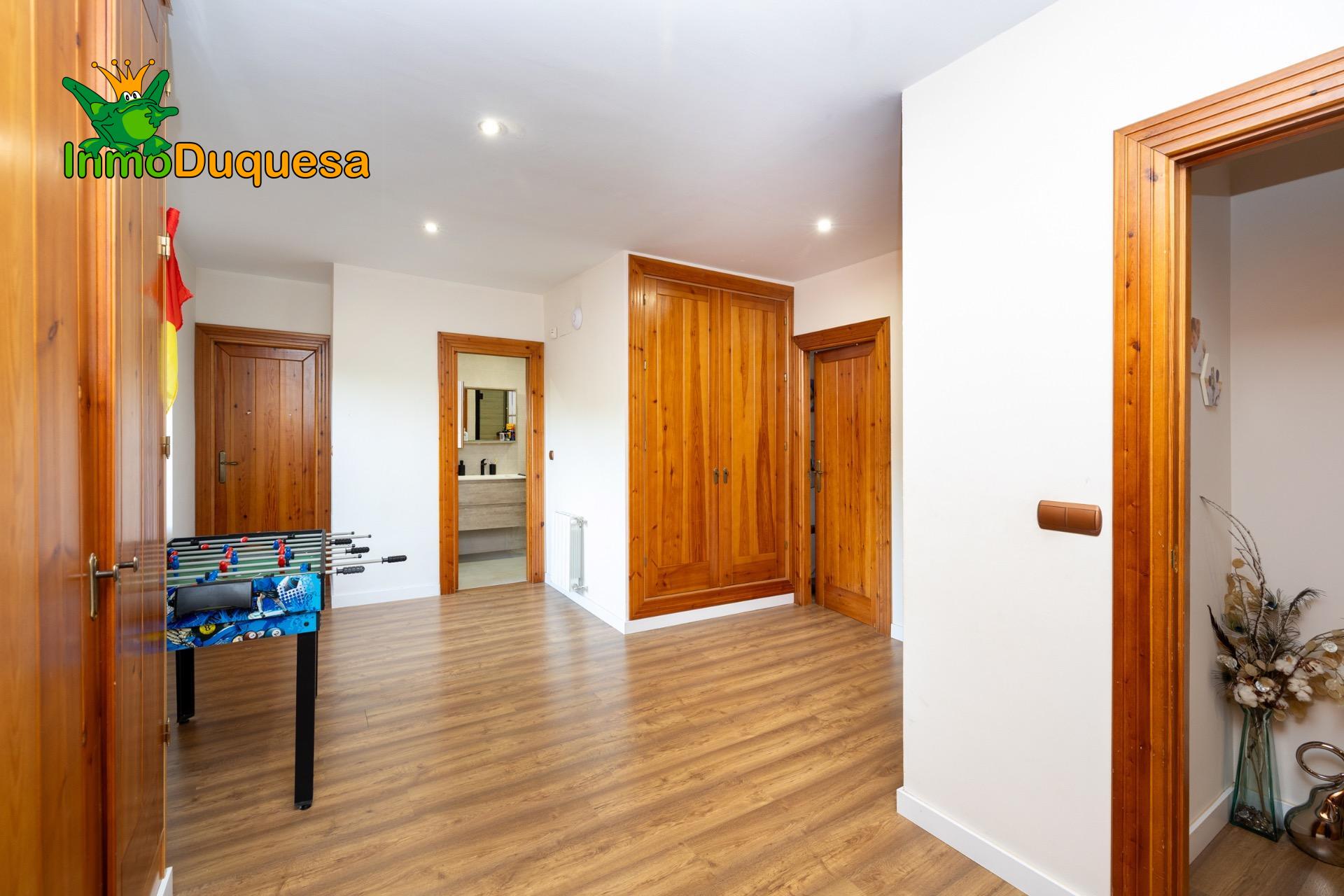 Chalet en 1 Planta en OTURA. Con torreón y sótano. (EFICIENC - foto 17