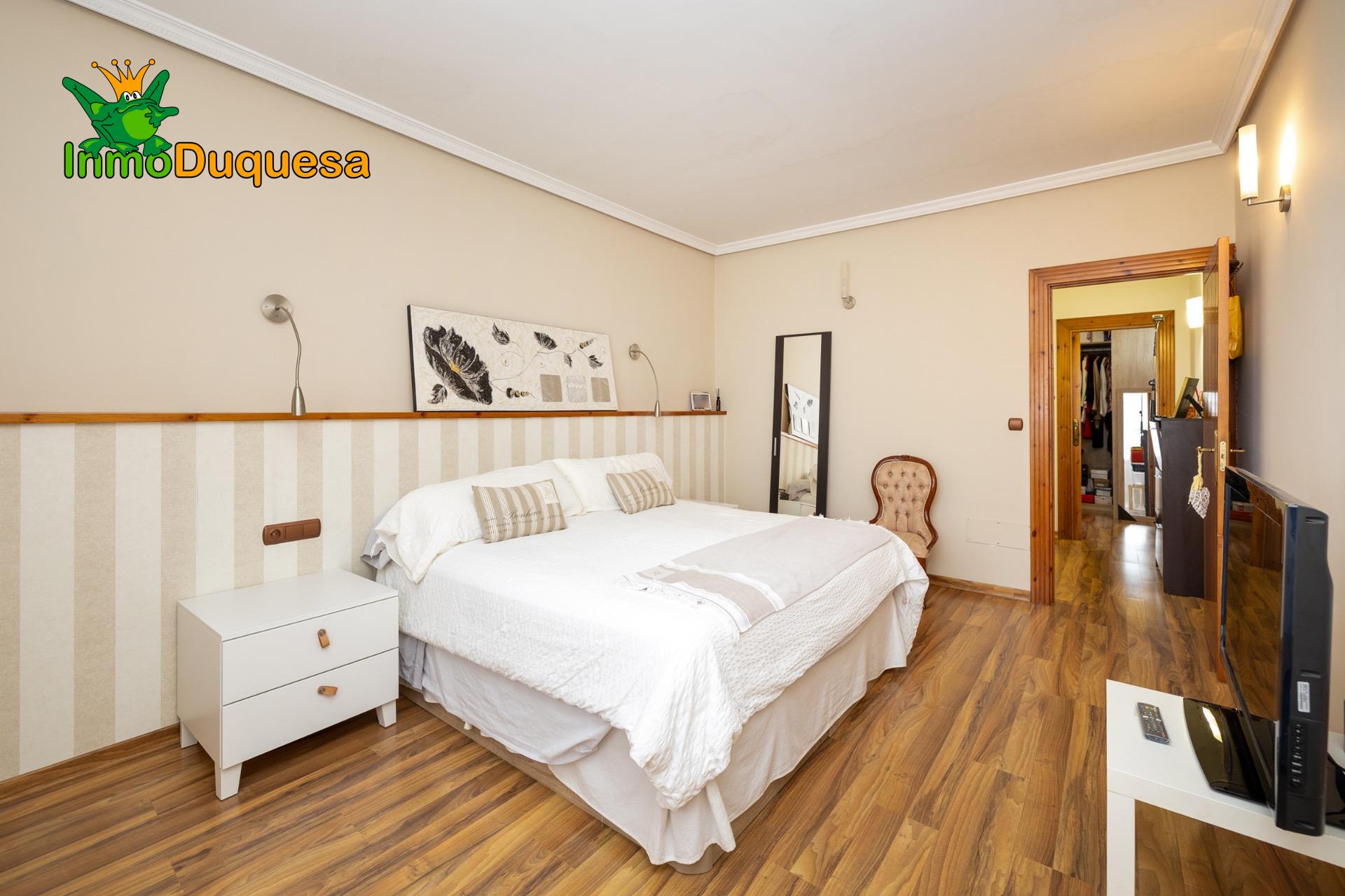 Chalet en 1 Planta en OTURA. Con torreón y sótano. (EFICIENC - foto 29