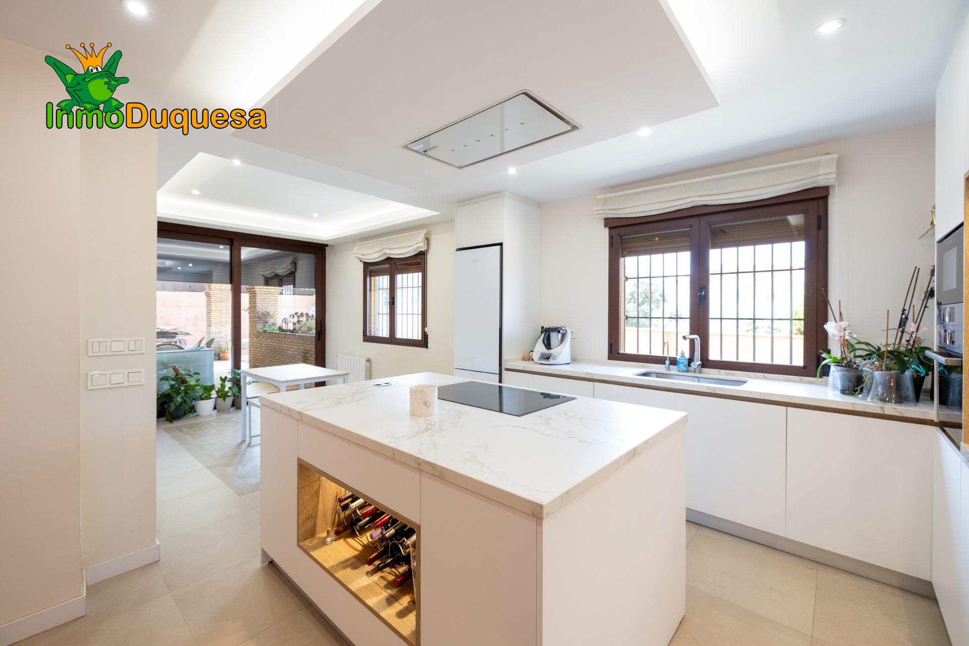 Chalet en 1 Planta en OTURA. Con torreón y sótano. (EFICIENC - foto 4