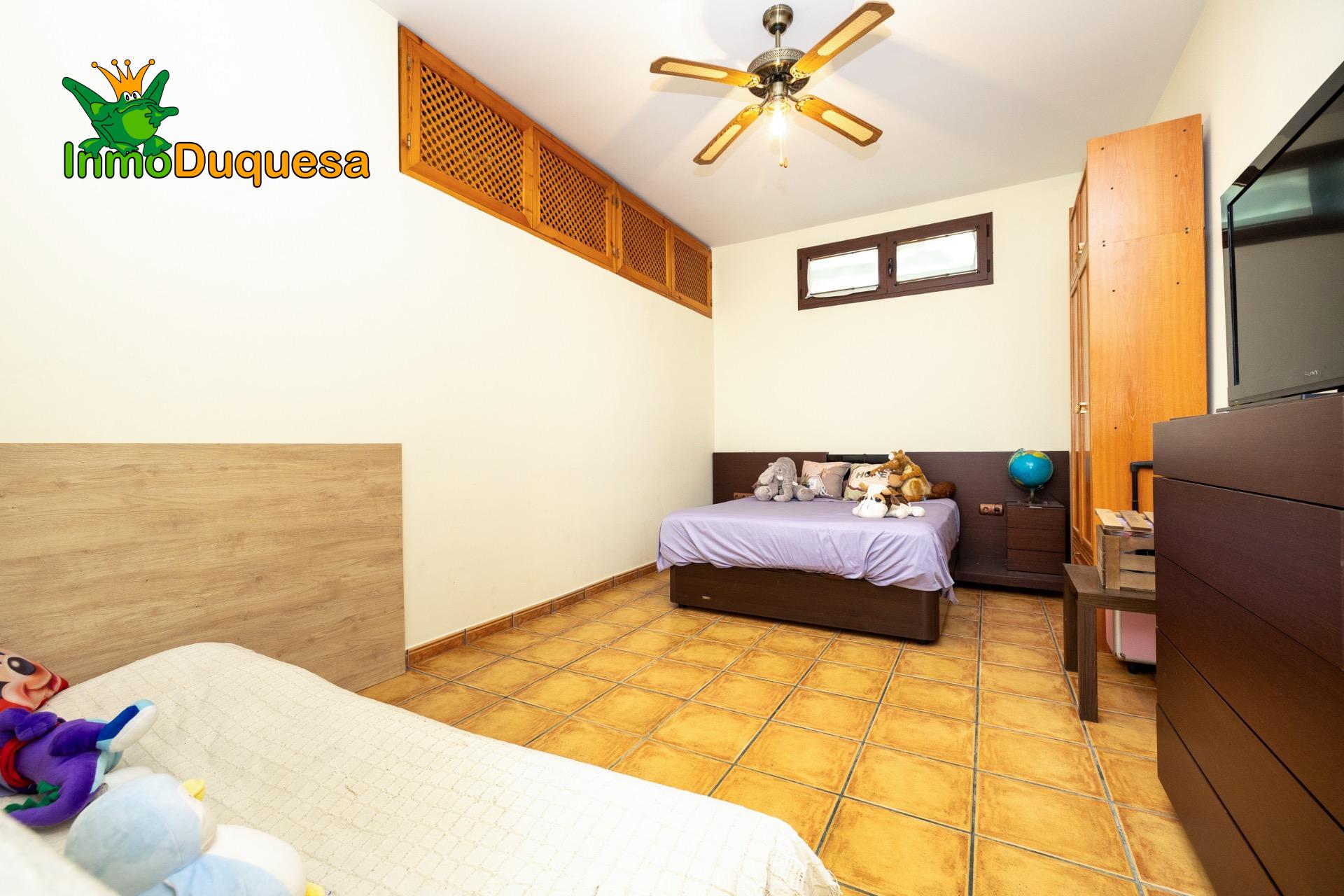 Chalet en 1 Planta en OTURA. Con torreón y sótano. (EFICIENC - foto 37