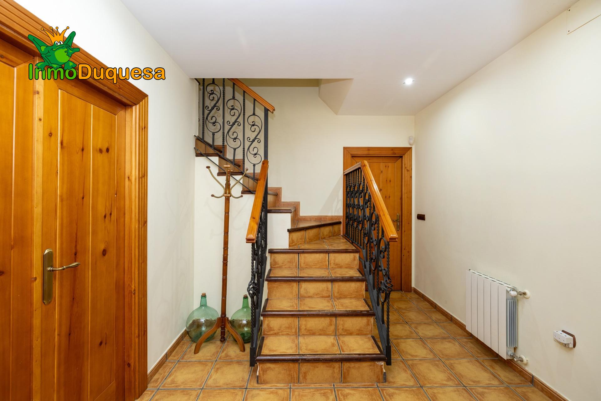 Chalet en 1 Planta en OTURA. Con torreón y sótano. (EFICIENC - foto 41