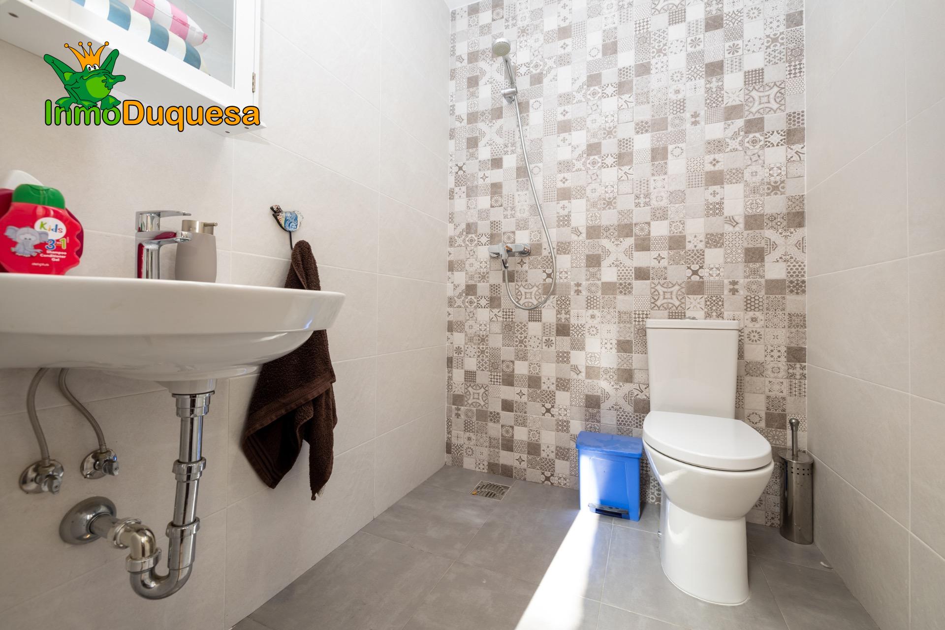 Chalet en 1 Planta en OTURA. Con torreón y sótano. (EFICIENC - foto 44