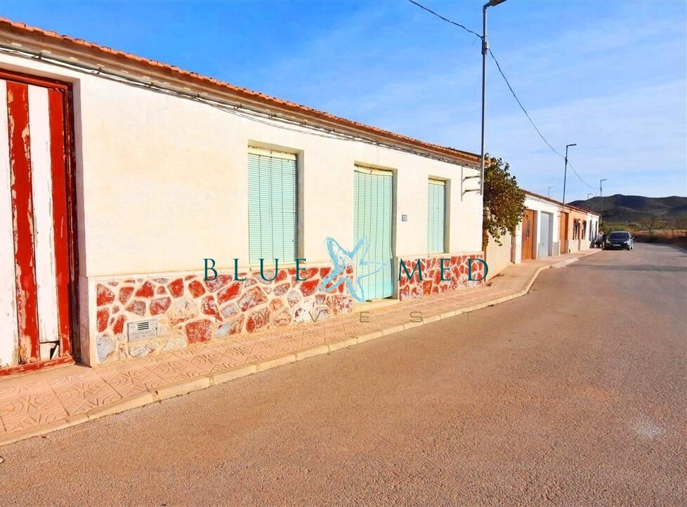 CASA PARA REFORMAR EN LAS PALAS - foto 2