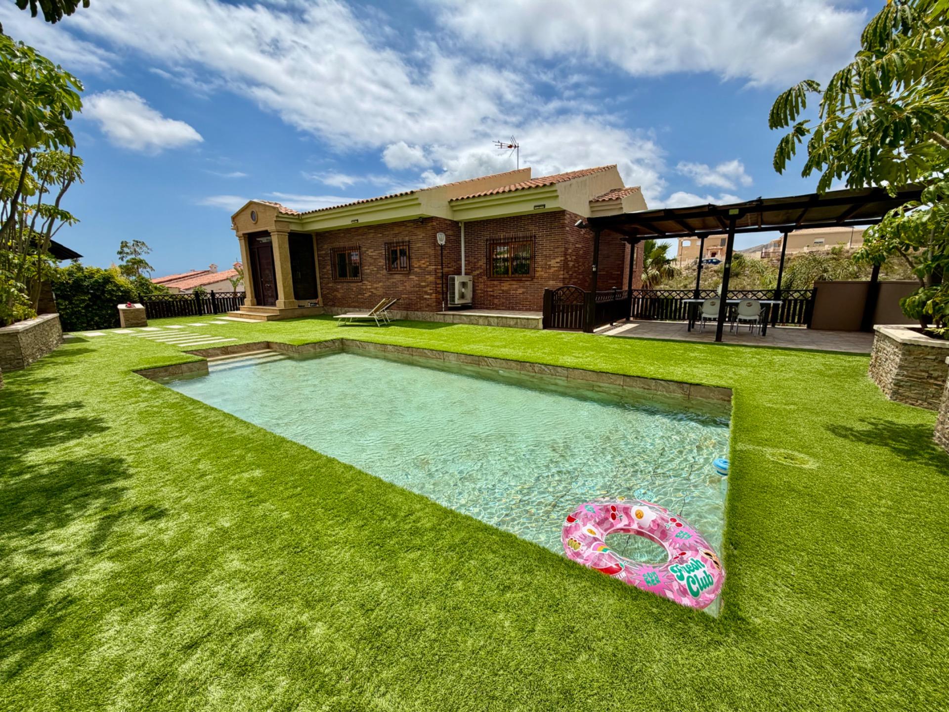 EXCLUSIVA VILLA EN LA NUCIA - foto 2