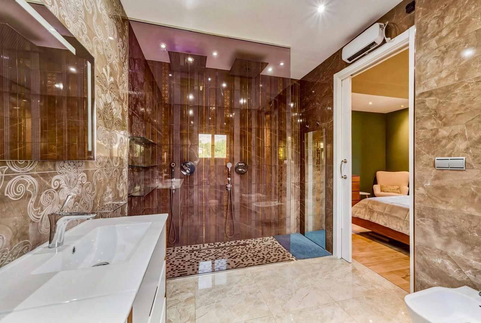 EXCLUSIVA VILLA EN LA NUCIA - foto 9