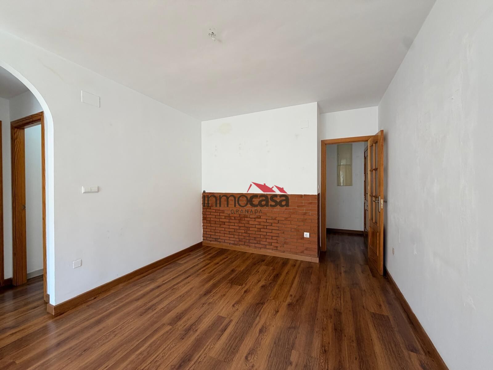 PISO EN ALQUILER EN EL CENTRO DE PELIGROS !! - foto 2