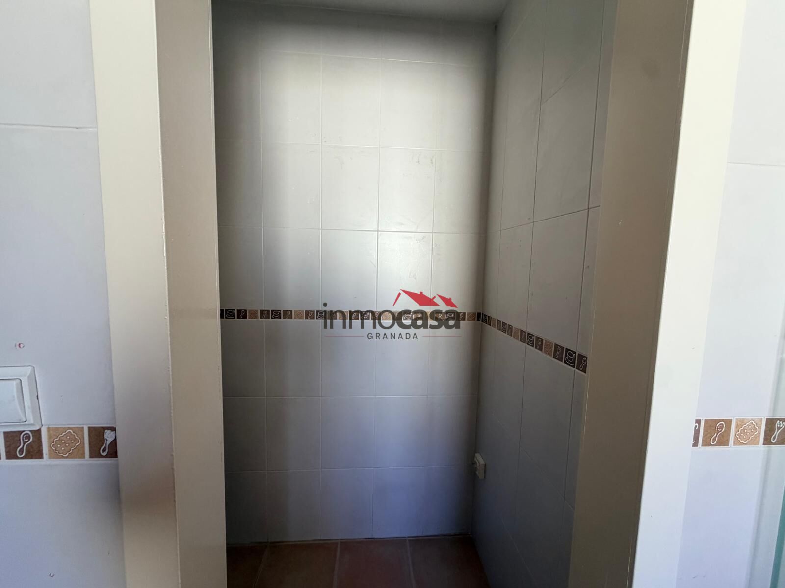 PISO EN ALQUILER EN EL CENTRO DE PELIGROS !! - foto 14