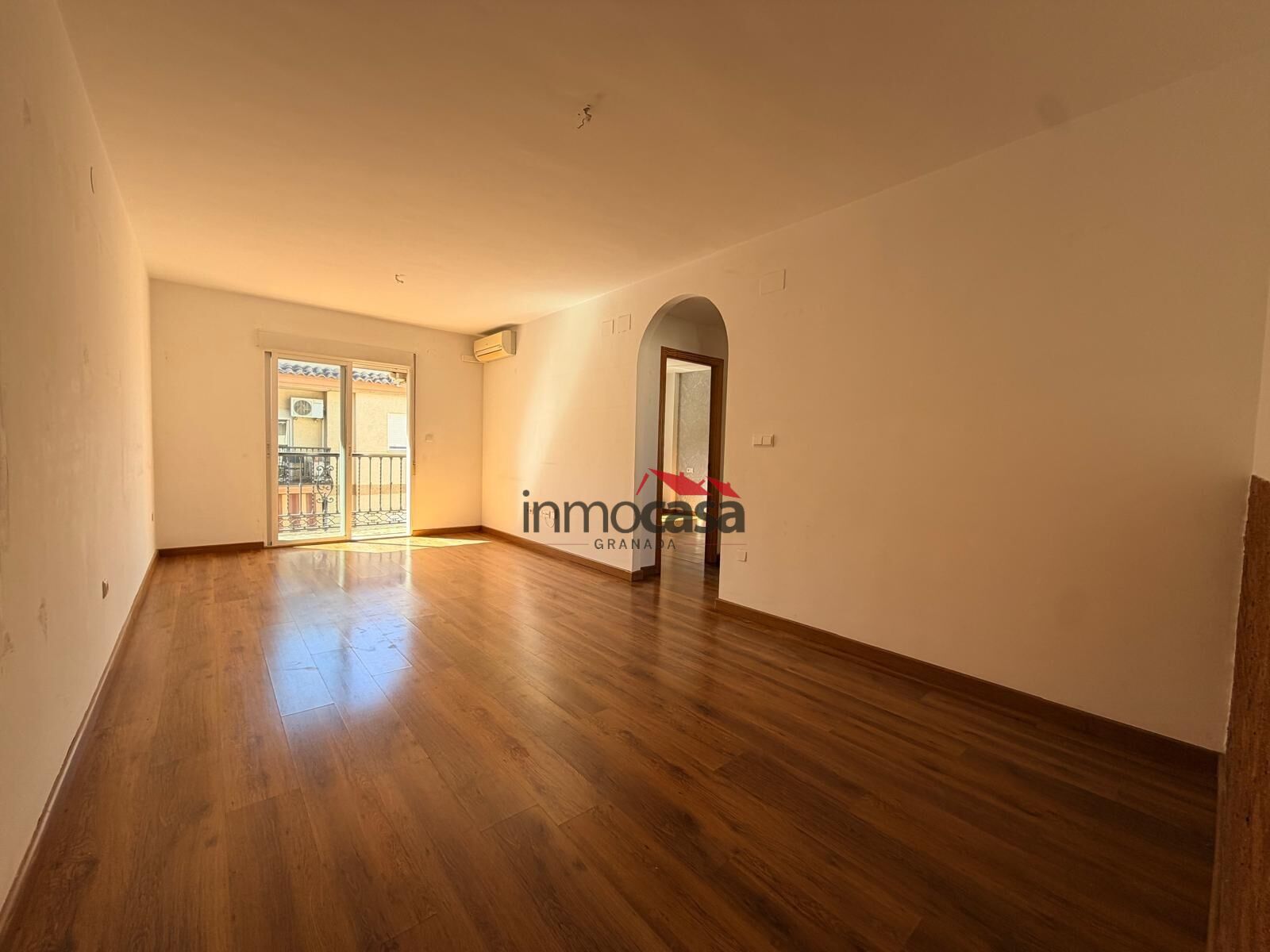 PISO EN ALQUILER EN EL CENTRO DE PELIGROS !! - foto 6