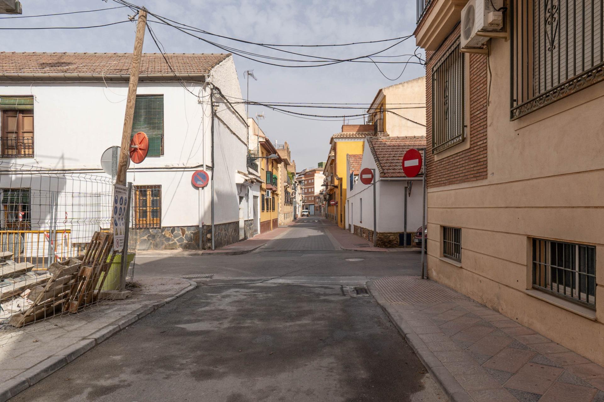 Piso amueblado de 1 dormitorio en el centro de Armilla - foto 22