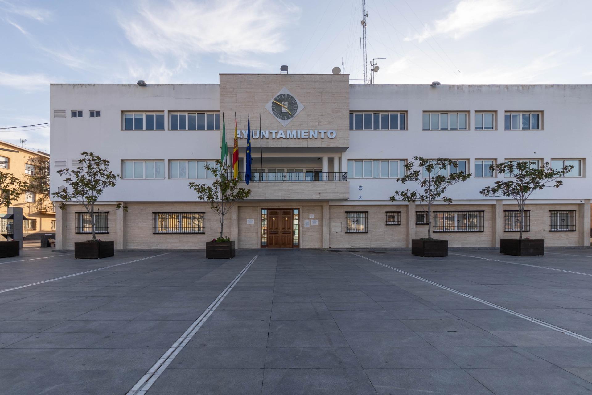 Piso amueblado de 1 dormitorio en el centro de Armilla - foto 35