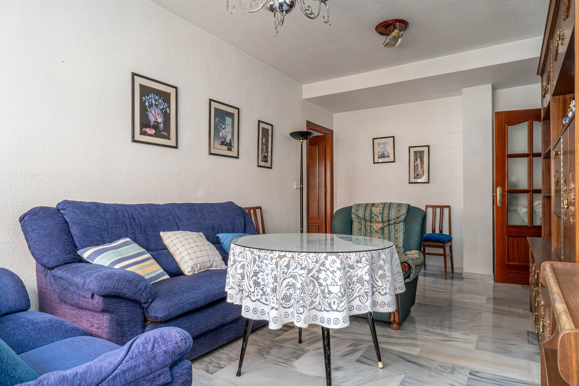 Piso amueblado de 1 dormitorio en el centro de Armilla - foto 38