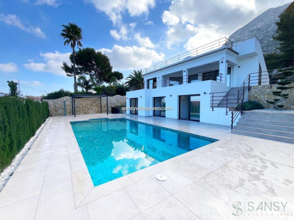 Casa-Chalet en Venta en Denia Alicante