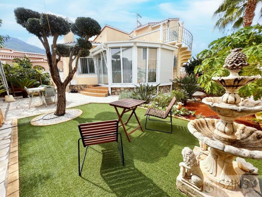 Casa-Chalet en Venta en Denia Alicante