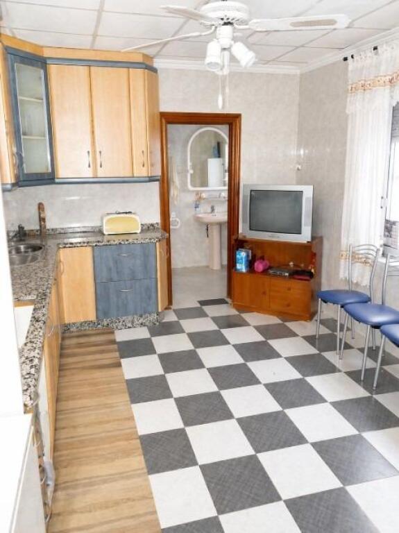 ¡¡¡¡¡ Excelente casa unifamiliar de 350m2 de parcela !!!! - foto 3