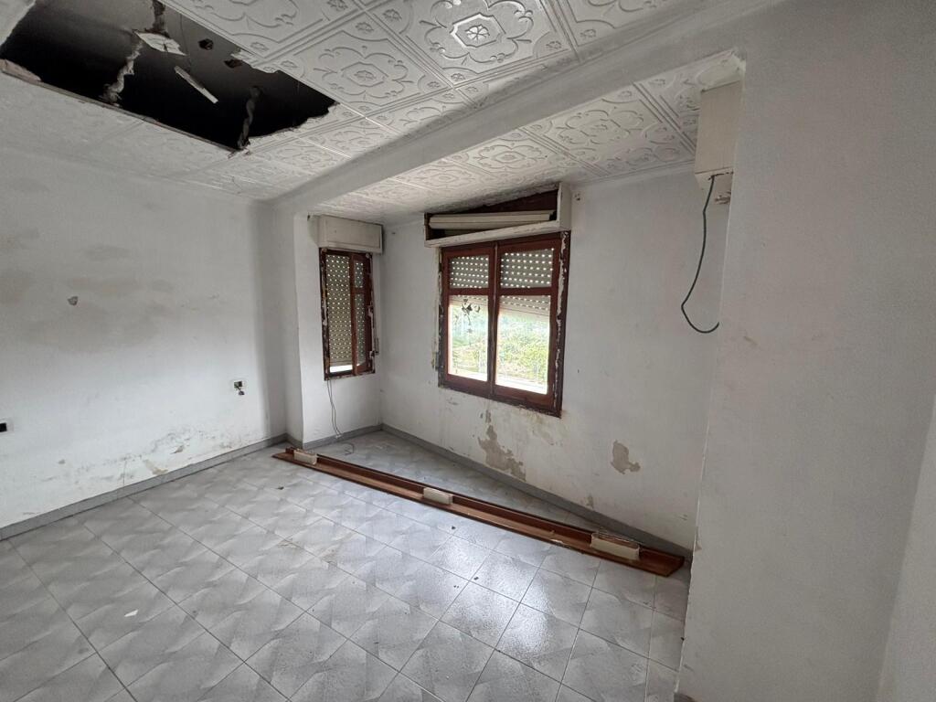 Piso en la Campaneta-Orihuela para reformar - foto 3