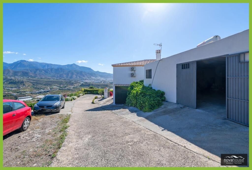 Exclusiva finca de aguacates con dos viviendas y espectacula - foto 31