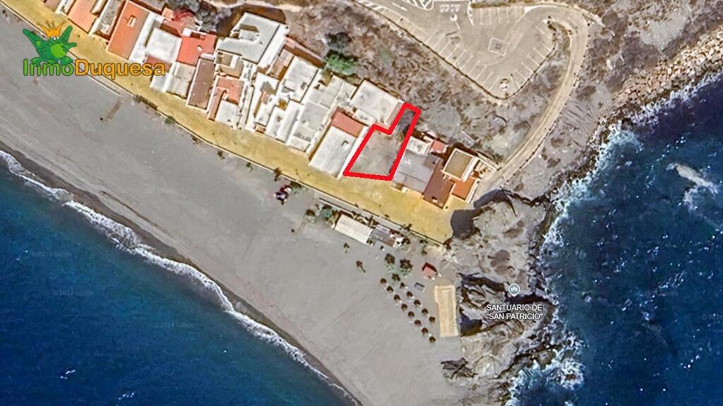 ATENCION PROMOTORES!!! SOLAR EN PRIMERA LINEA DE PLAYA - foto 4