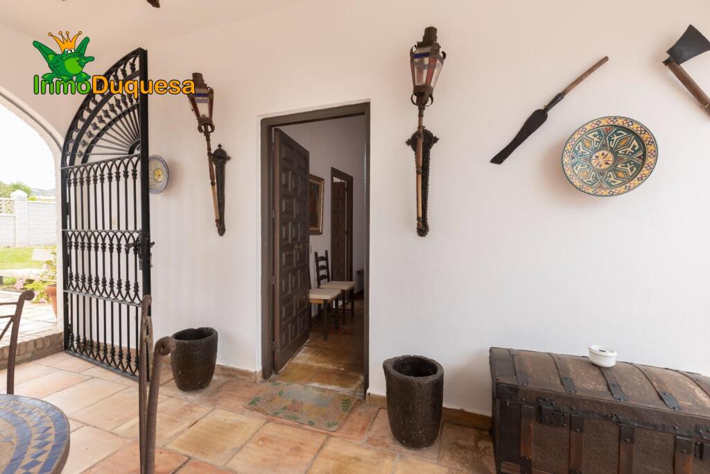 GRAN VILLA de UNA SOLA PLANTA en MOTRIL - foto 19