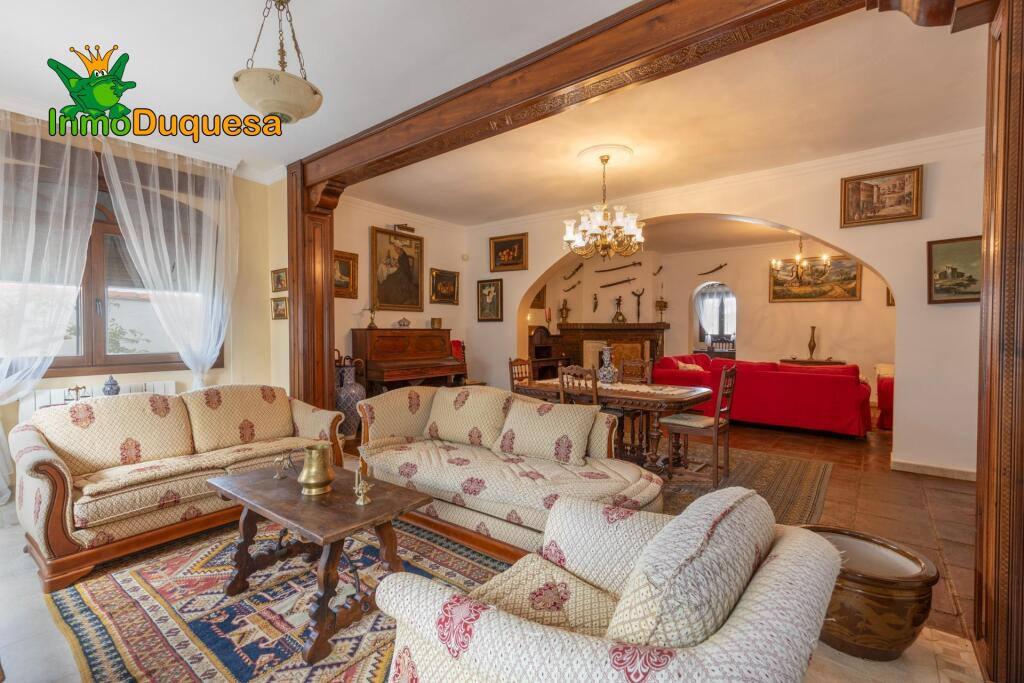 GRAN VILLA de UNA SOLA PLANTA en MOTRIL - foto 23
