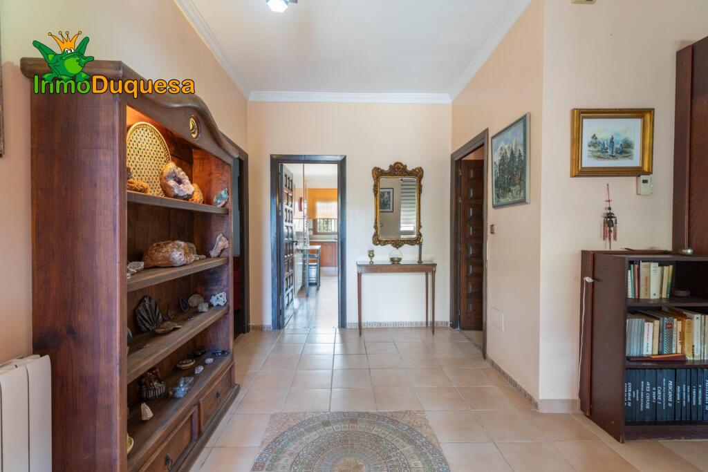 GRAN VILLA de UNA SOLA PLANTA en MOTRIL - foto 35