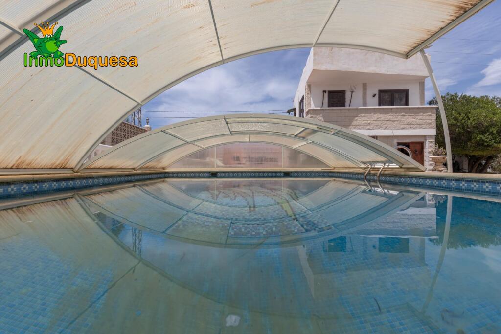 GRAN VILLA de UNA SOLA PLANTA en MOTRIL - foto 5