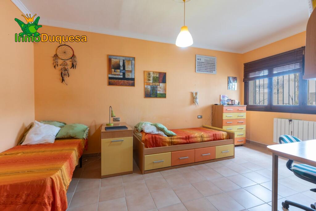 GRAN VILLA de UNA SOLA PLANTA en MOTRIL - foto 45