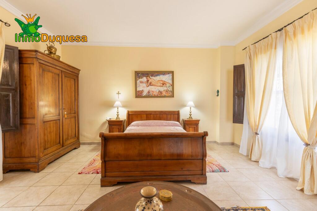GRAN VILLA de UNA SOLA PLANTA en MOTRIL - foto 52