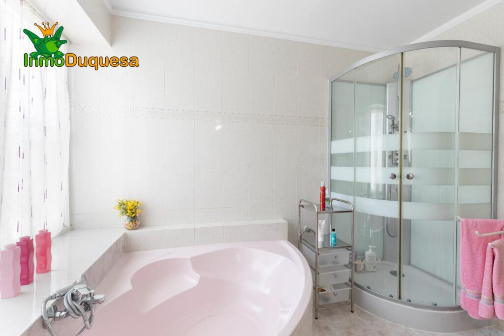 GRAN VILLA de UNA SOLA PLANTA en MOTRIL - foto 57