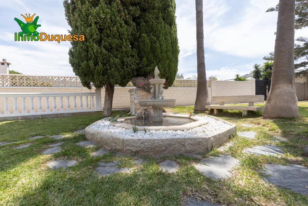 GRAN VILLA de UNA SOLA PLANTA en MOTRIL - foto 71
